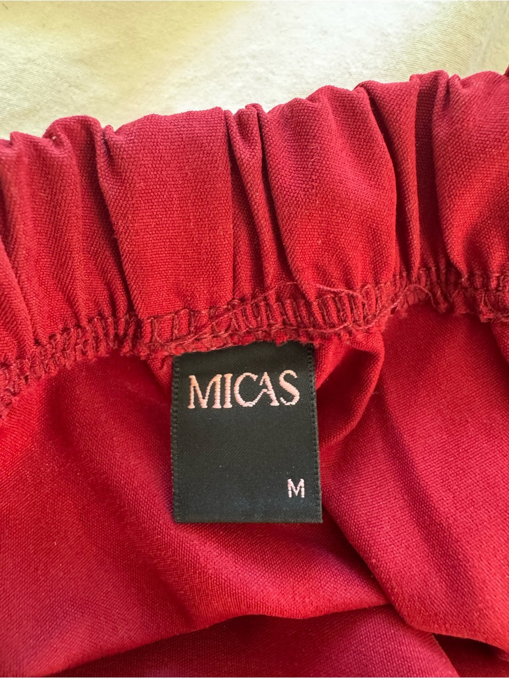 Wide-Leg Burgundy Track Pants with White Side Stripes - Picture 4 of 5